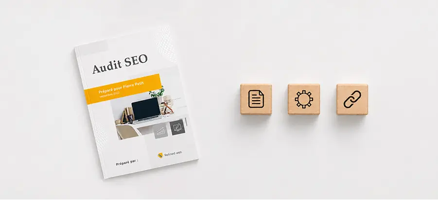 Rapport d'audit SEO et trois cubes illustrant contenu, technique et netlinking